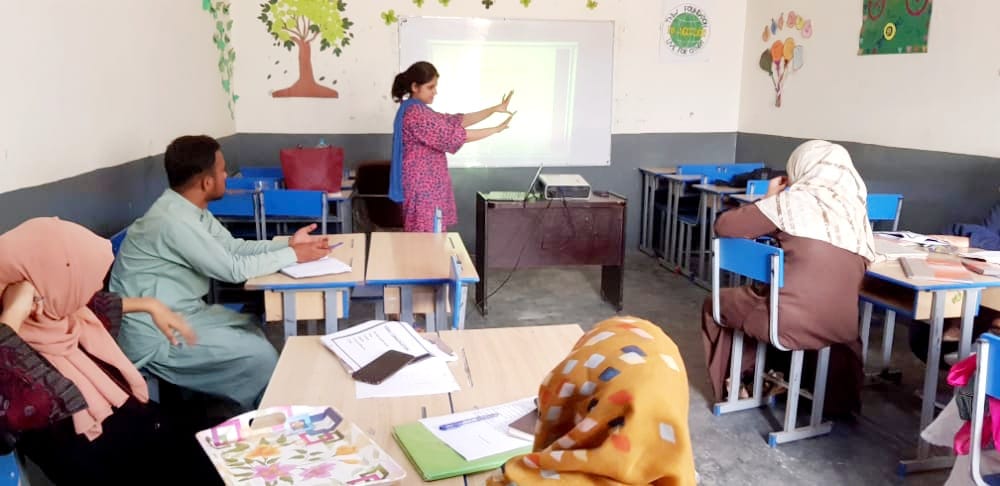 Session-on-Communication-Skills-for-Teachers-at-ZMHS-Karachi